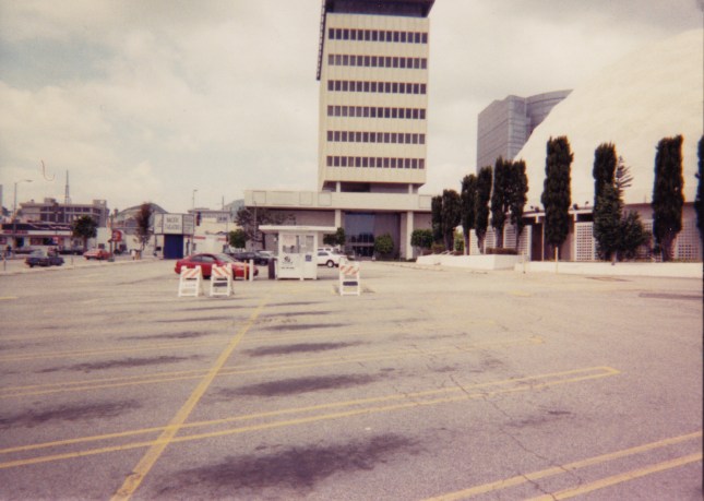 A shot from the parking lot, looking north to Sunset.