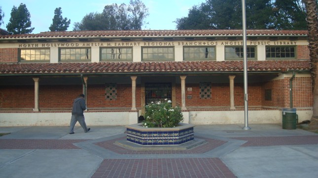The front of the Amelia Earhart Library.