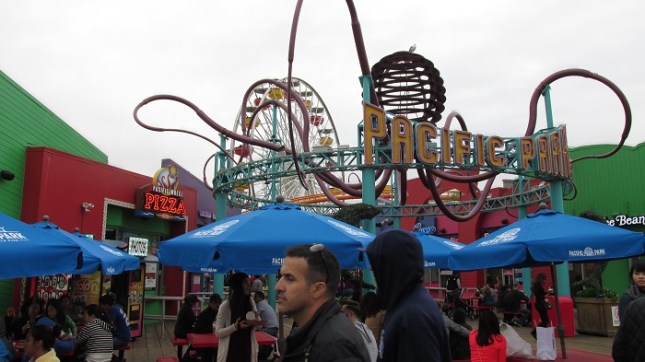 The entrance to Pacific Park.