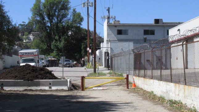 You'll find a mix of residential and industrial on the streets adjacent to the river.