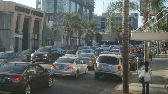 Rush hour on Cahuenga, same day as above.